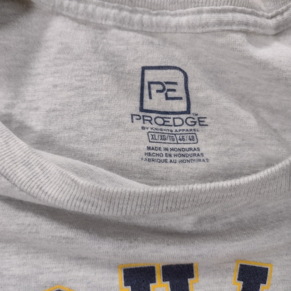 Michigan Wolverines Shirt - Picture 3 of 3